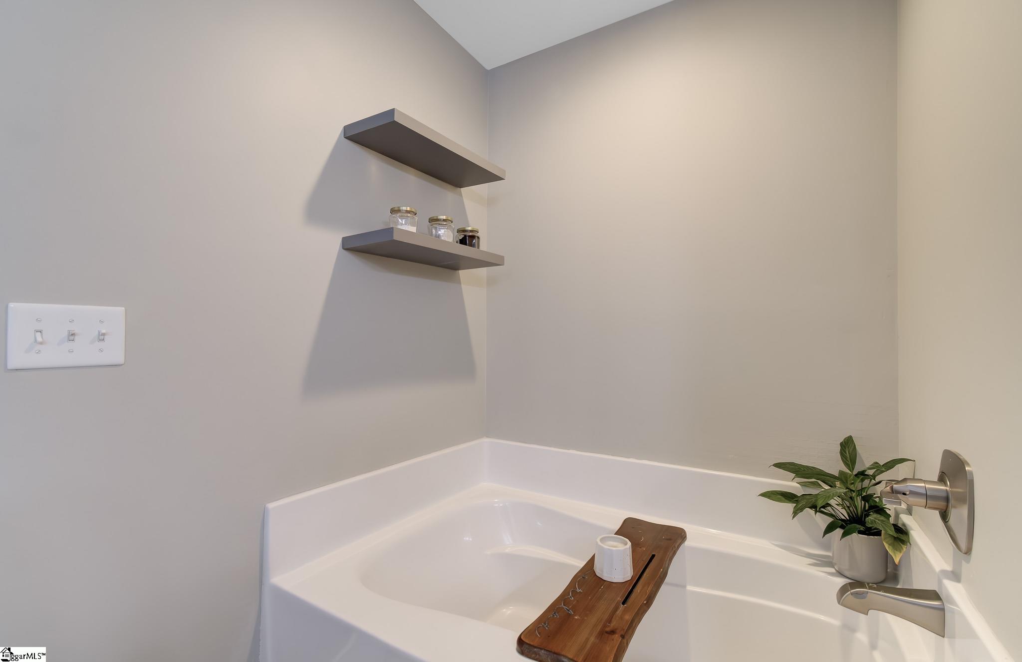 615 Hideaway Cove Inman, SC 29349 - Photo 11 of 41