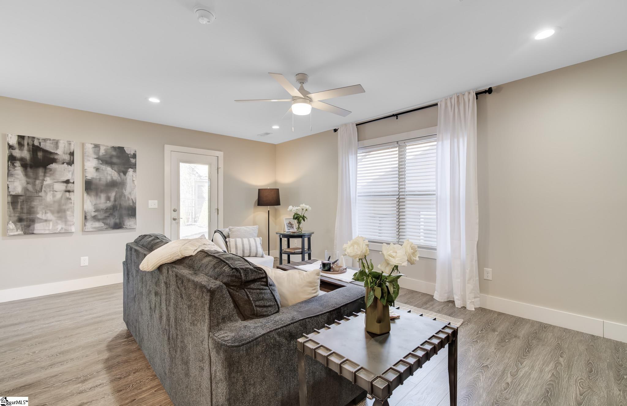 615 Hideaway Cove Inman, SC 29349 - Photo 14 of 41