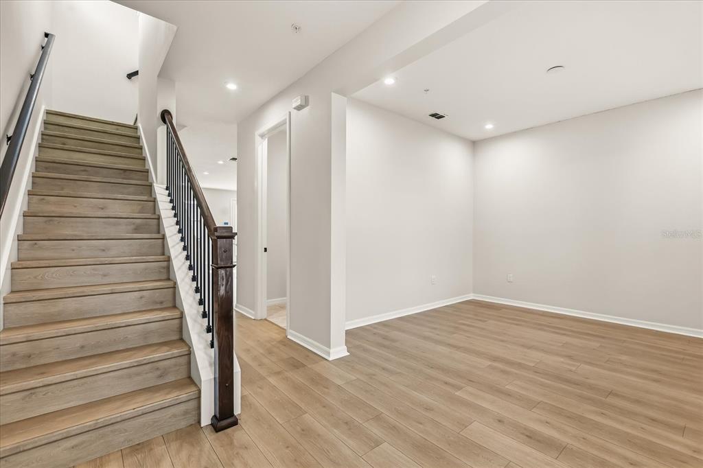 11956 Landing Point Loop Orlando, FL 32832 - Photo 4 of 29