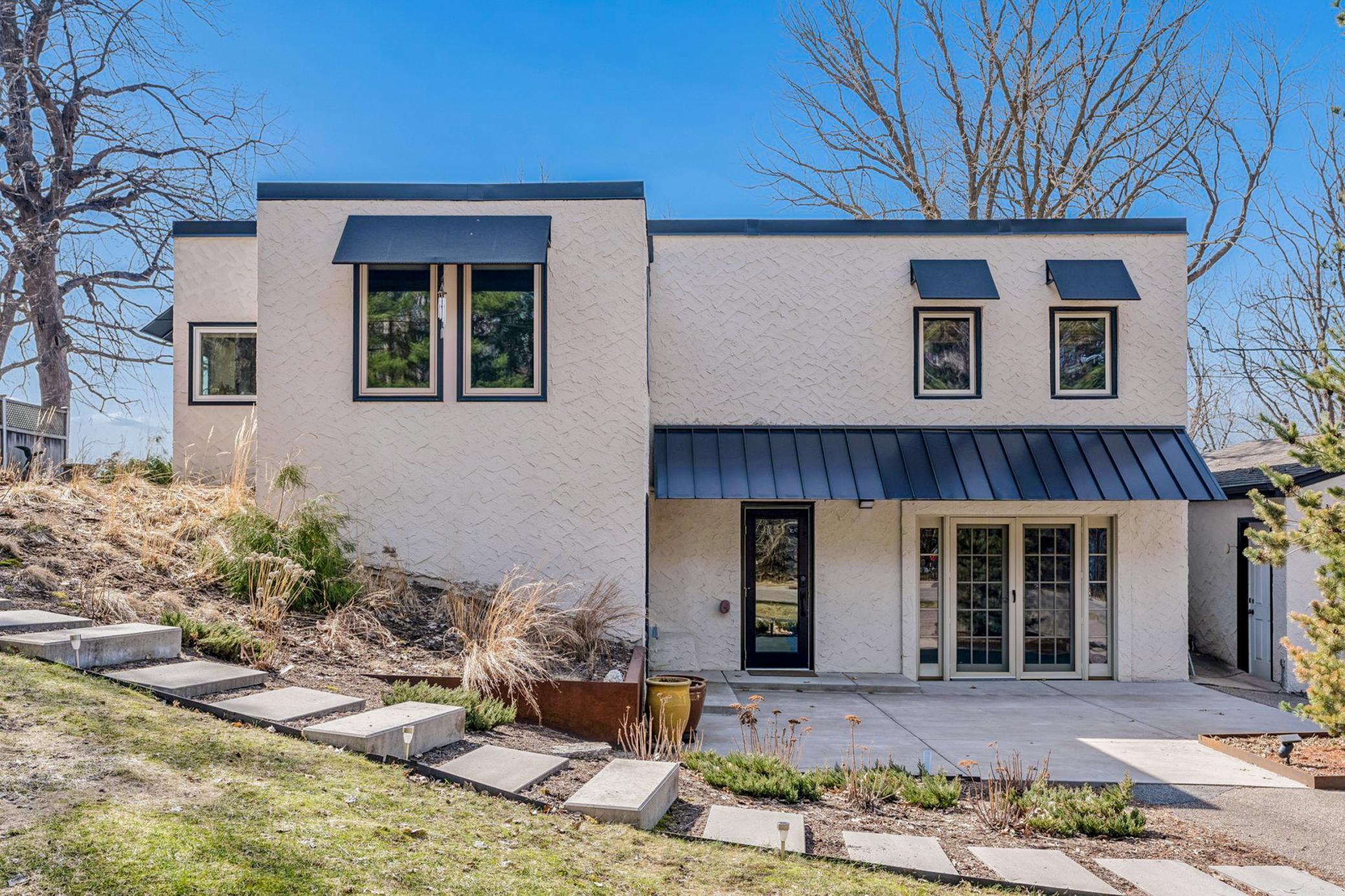 525 Burlington Road St. Paul, MN 55119 - Photo 3 of 52