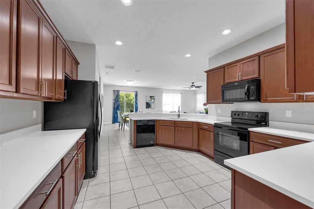 2960 Boating Boulevard Kissimmee, FL 34746 - Photo 29 of 45