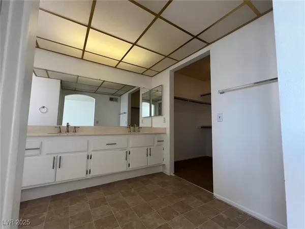 $1,875 | 1908 Misty Glade Drive, Las Vegas, NV 89119