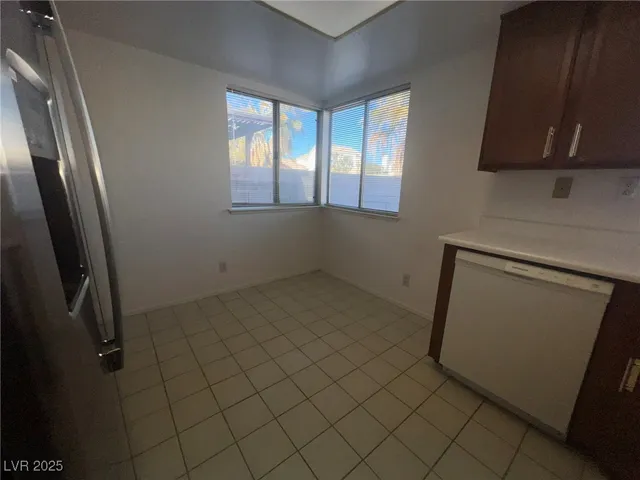 $2,100 | 1908 Misty Glade Drive, Las Vegas, NV 89119