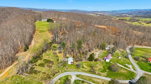 $99,900 | 486 Cloud High Road, Duffield, VA 24244