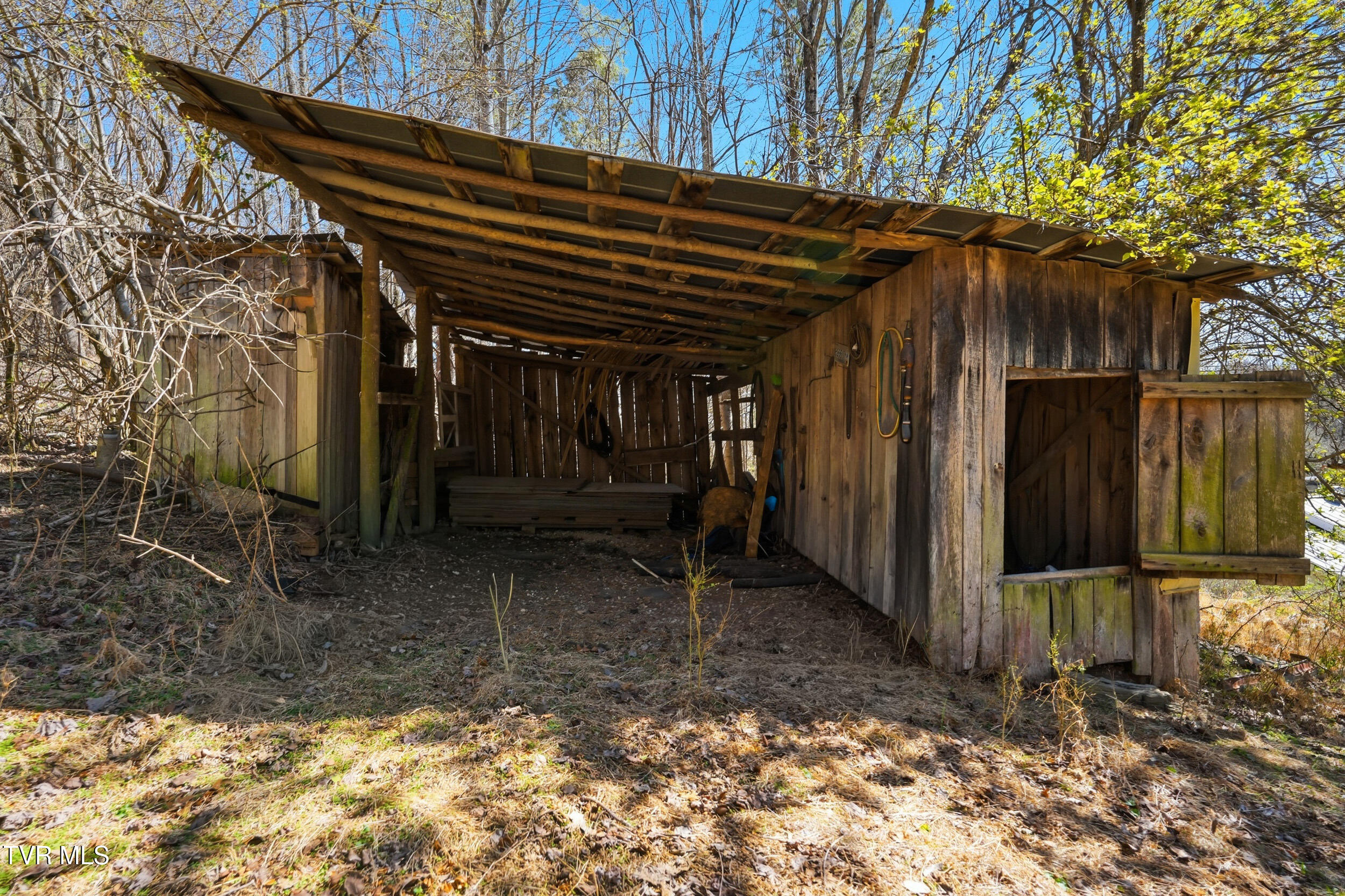 486 Cloud High Road Duffield, VA 24244 - Photo 19 of 19 16_486 cloud high rd-13