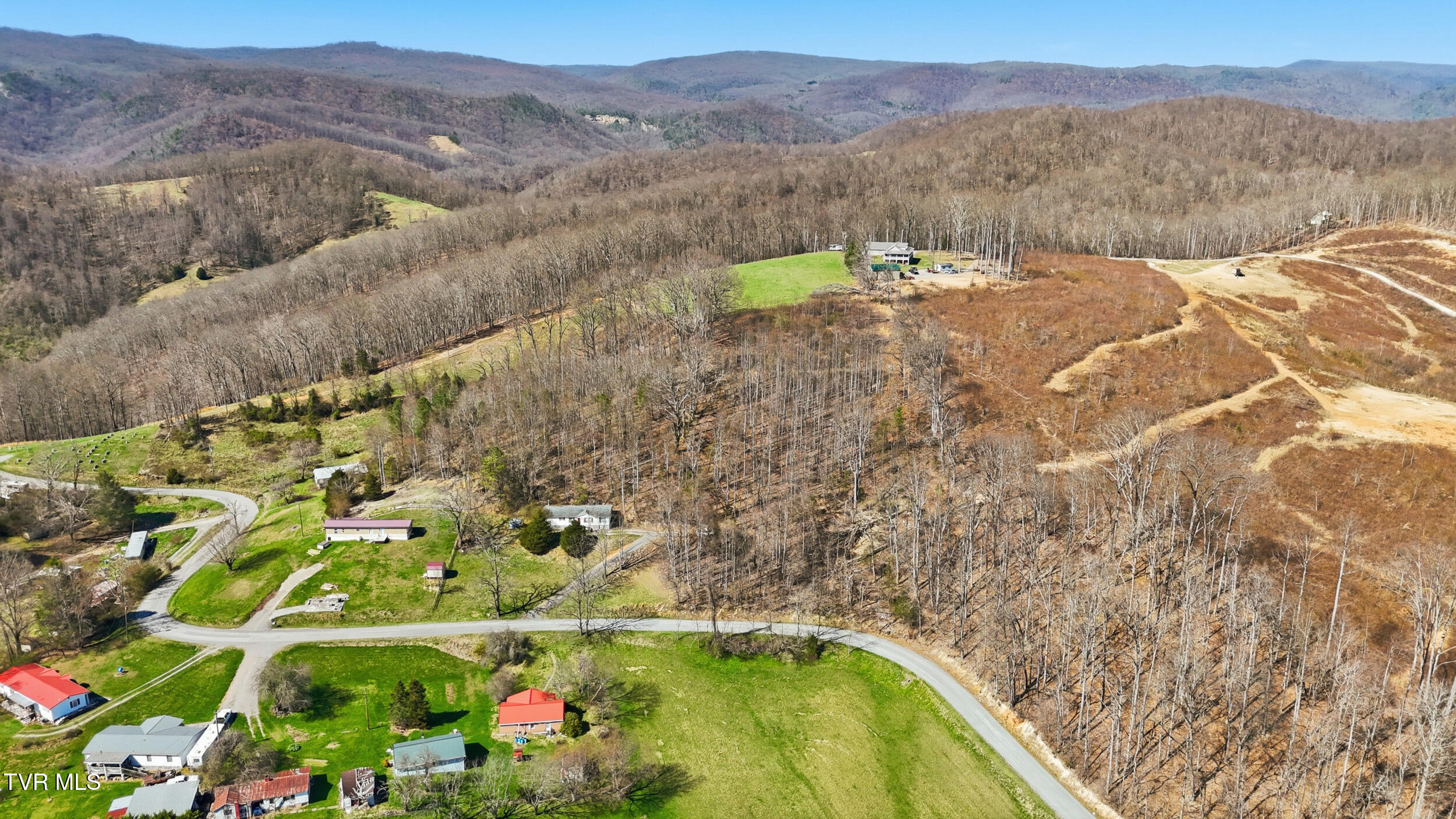 486 Cloud High Road Duffield, VA 24244 - Photo 9 of 19 5_486 cloud high rd-2