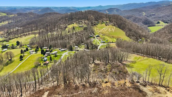 $99,900 | 486 Cloud High Road, Duffield, VA 24244