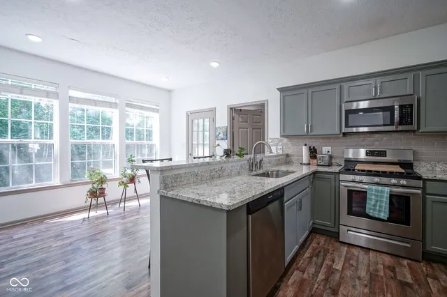 $365,000 | 3123 Bretton Court, Indianapolis, IN 46268