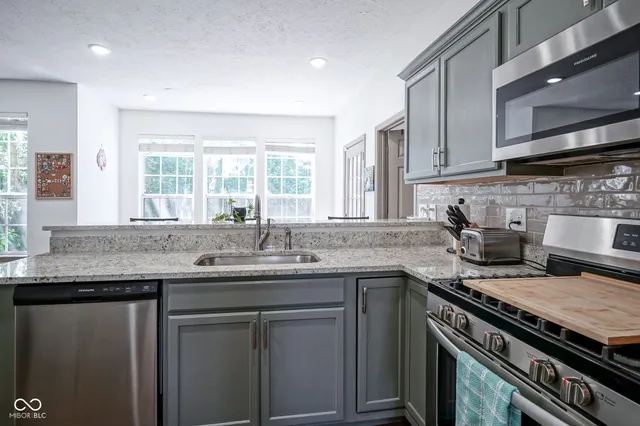 $365,000 | 3123 Bretton Court, Indianapolis, IN 46268