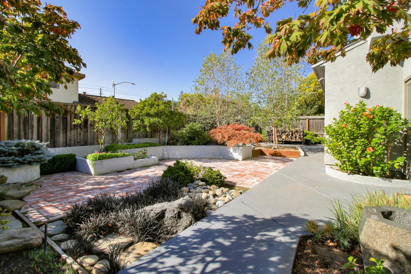 5998 Sutton Park Place Cupertino, CA 95014 - Photo 4 of 6