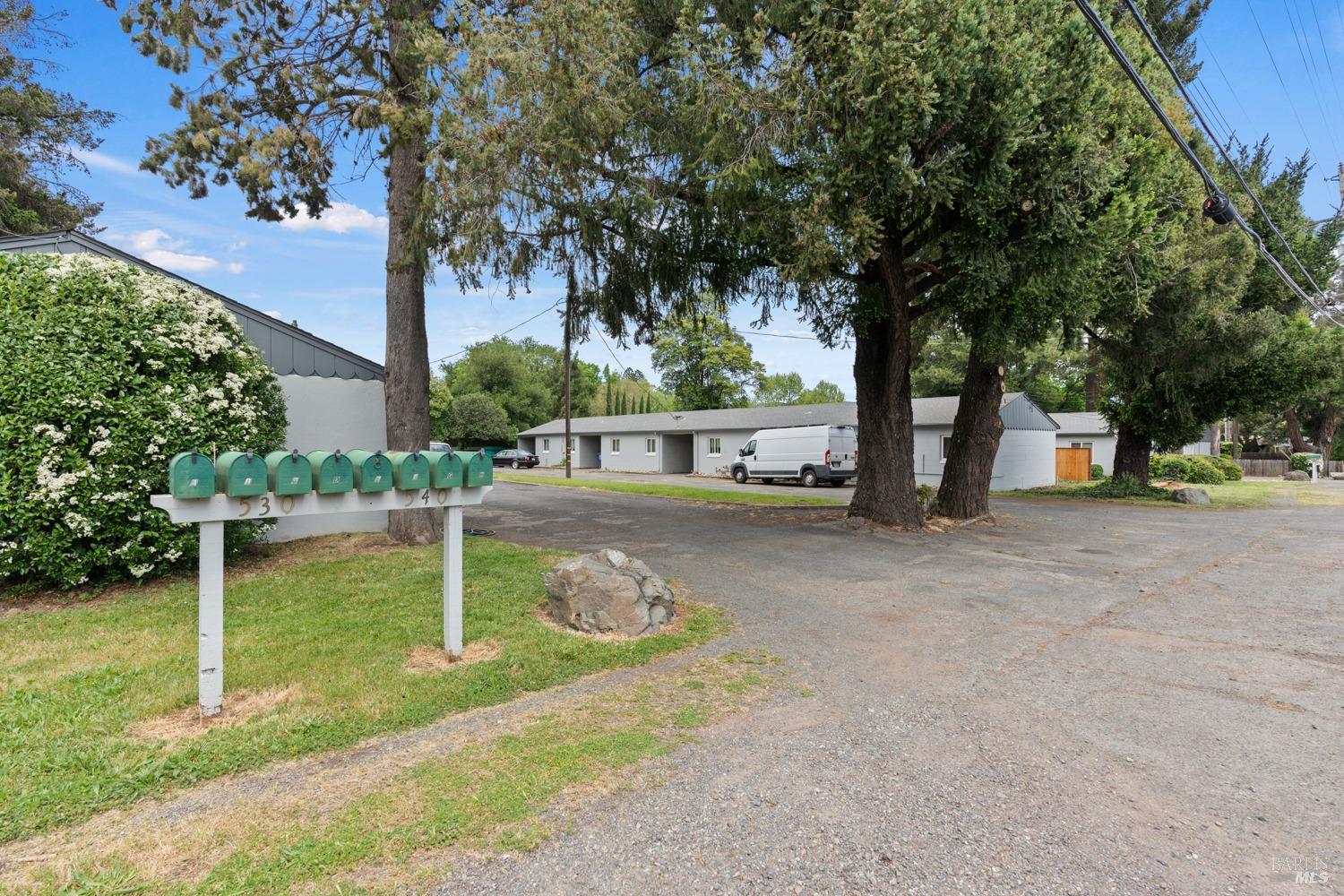 530-570 Talmage Road Ukiah, CA 95482 - Photo 3 of 26