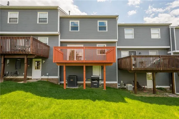 $249,900 | 2309 Elm Drive, Oakdale, PA 15071