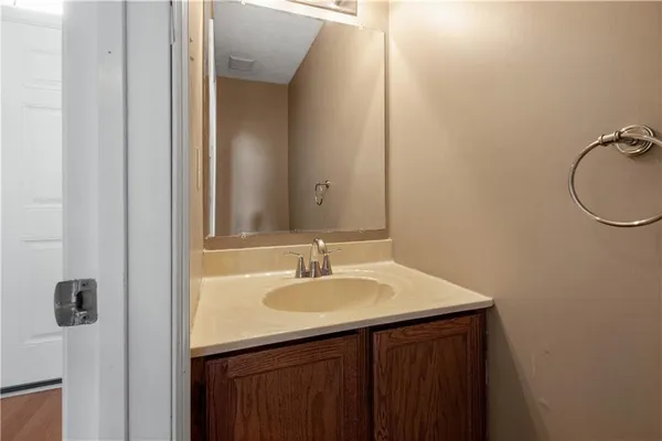 $249,900 | 2309 Elm Drive, Oakdale, PA 15071