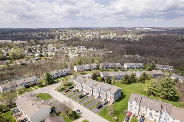 $249,900 | 2309 Elm Drive, Oakdale, PA 15071