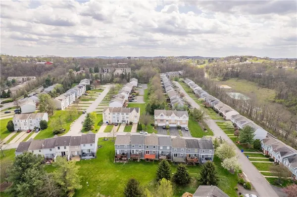 $249,900 | 2309 Elm Drive, Oakdale, PA 15071