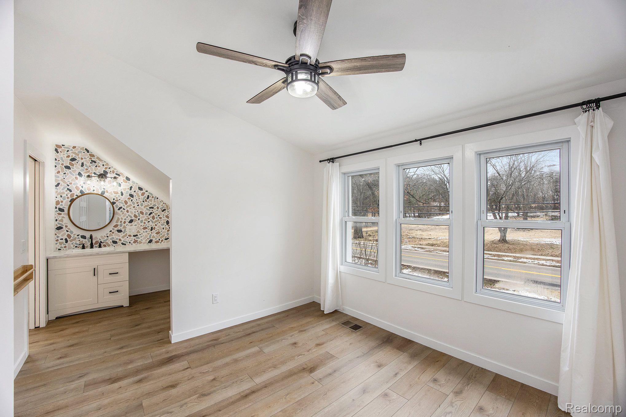 3720 Gregory Road Lake Orion, MI 48359 - Photo 27 of 49 Gallery Image 27