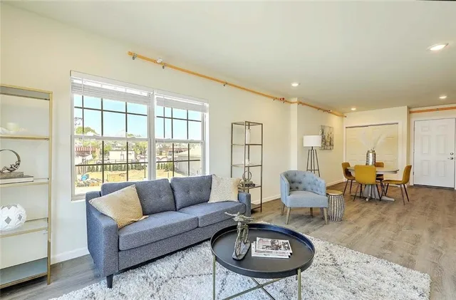 $1,650 | 327 Pine Street, Unit 2010, Pawtucket, RI 02860