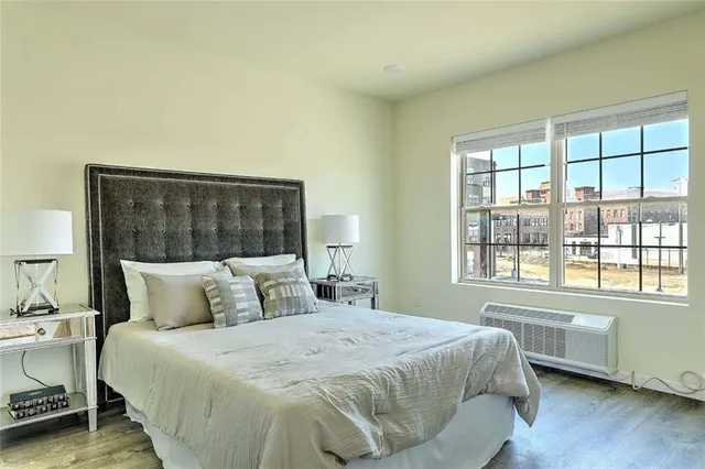 $1,650 | 327 Pine Street, Unit 2010, Pawtucket, RI 02860