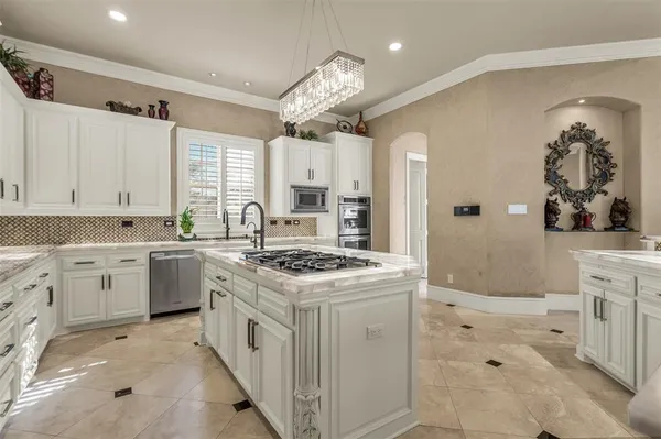 $2,990,000 | 8600 Riviera Court, Flower Mound, TX 75022