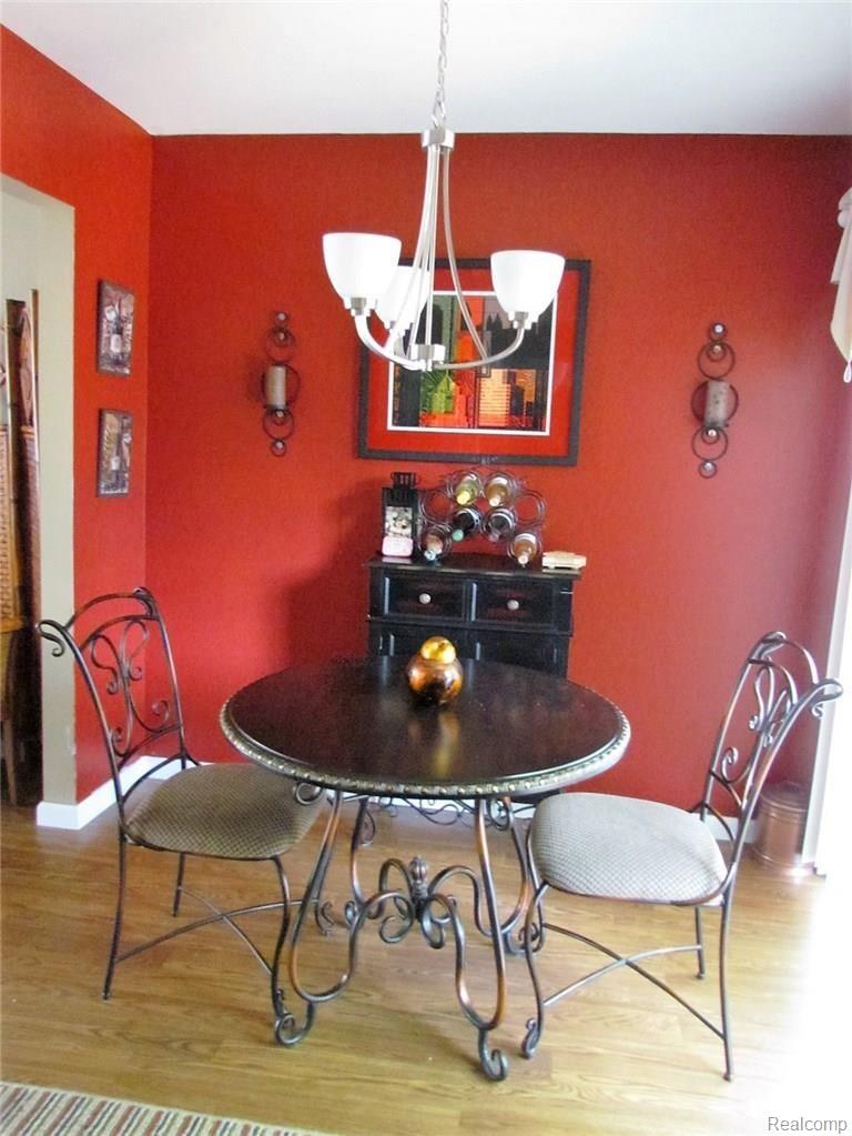 1536 Hidden Valley Lane Rochester, MI 48306 - Photo 18 of 22 IMG_1080.JPG
