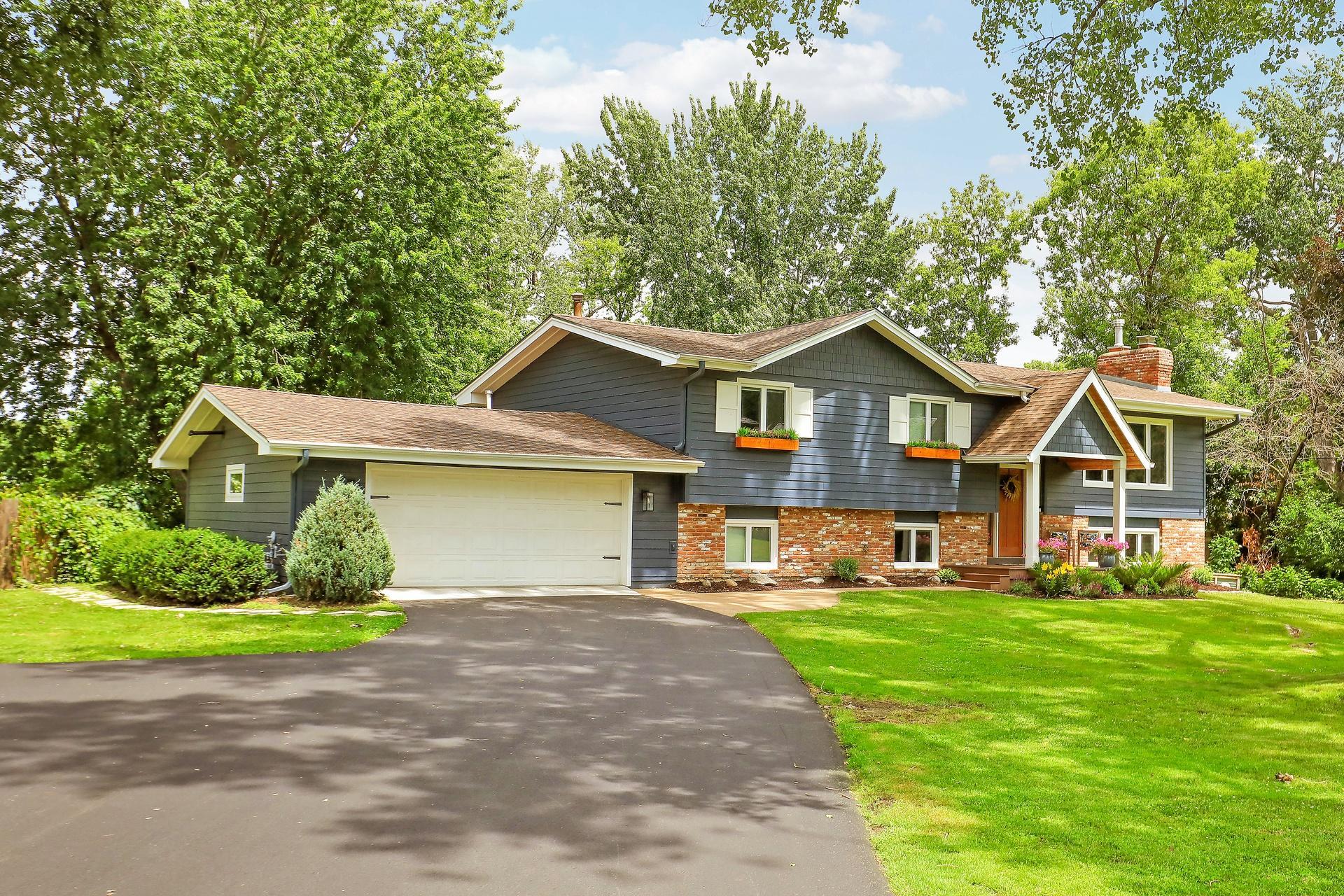 193 Ridgeview Drive Wayzata, MN 55391 - Photo 4 of 45