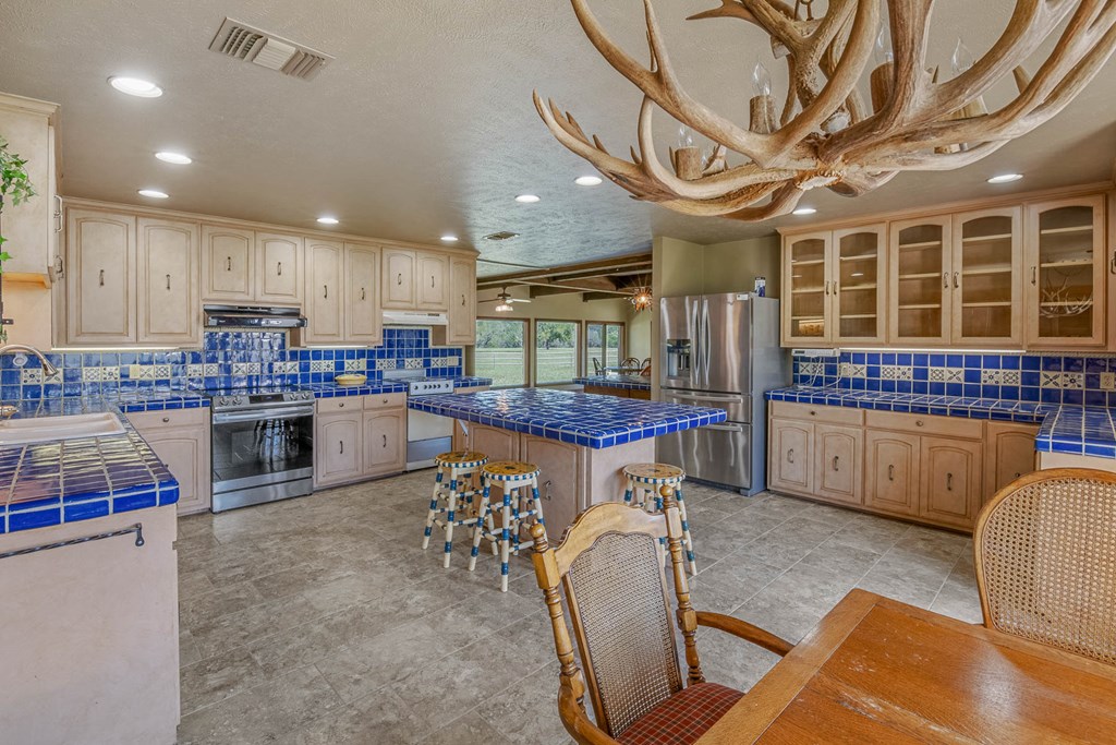 668 Elm Pass Road Center Point, TX 78010 - Photo 13 of 37