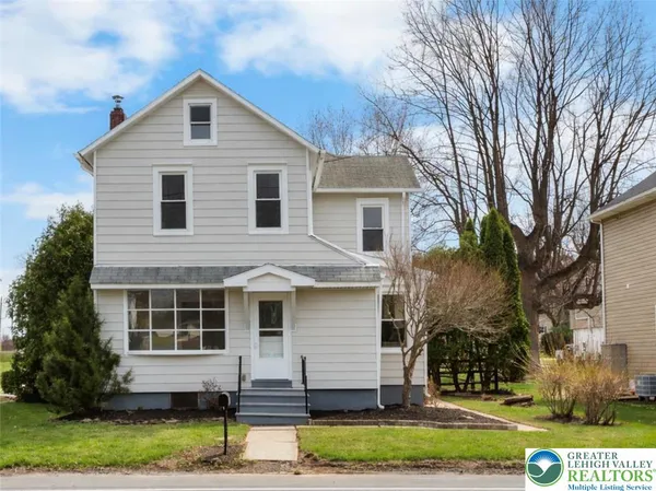 $384,900 | 306 Nazareth Pike, Bethlehem, PA 18020