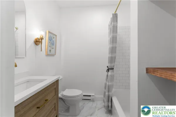$384,900 | 306 Nazareth Pike, Bethlehem, PA 18020