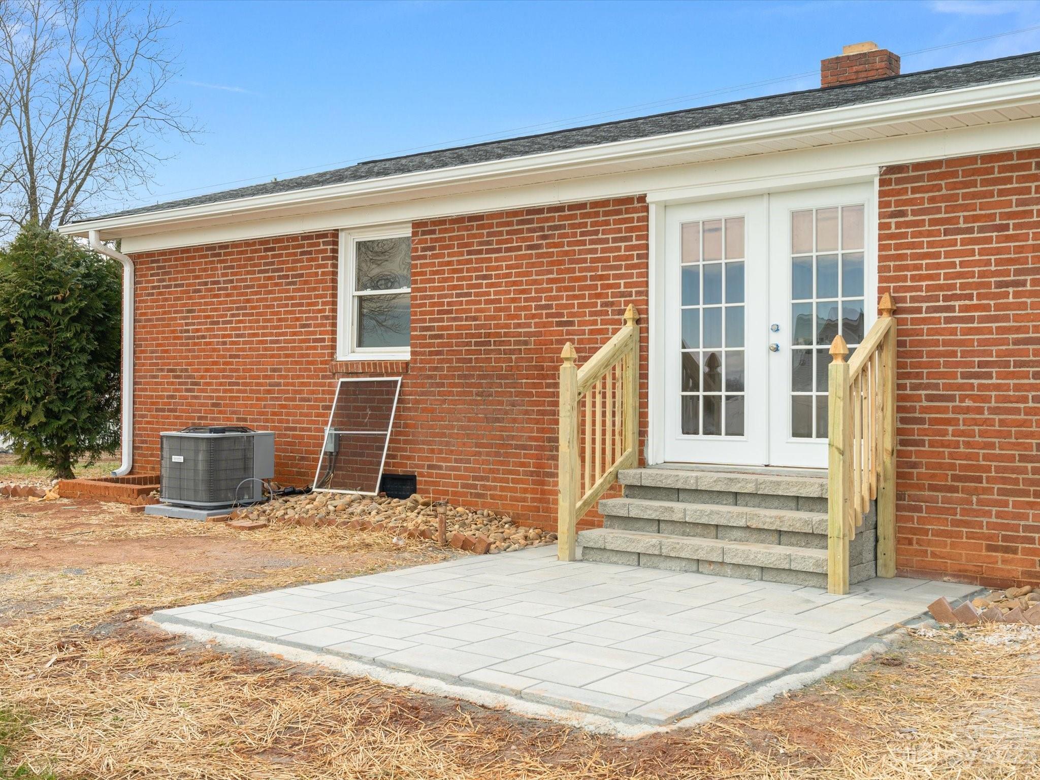 158 Baxter Road Cherryville, NC 28021 - Photo 34 of 38 a backyard of a house