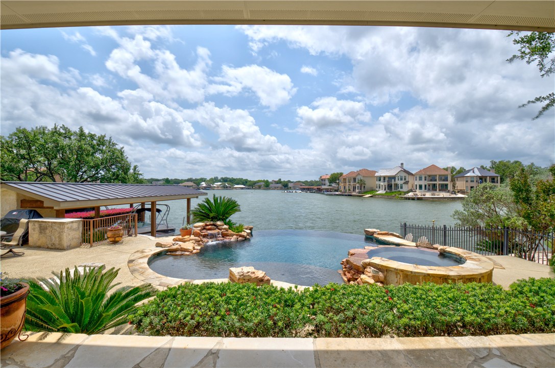 111 Wennmohs Place Horseshoe Bay, TX 78657 - Photo 1 of 1
