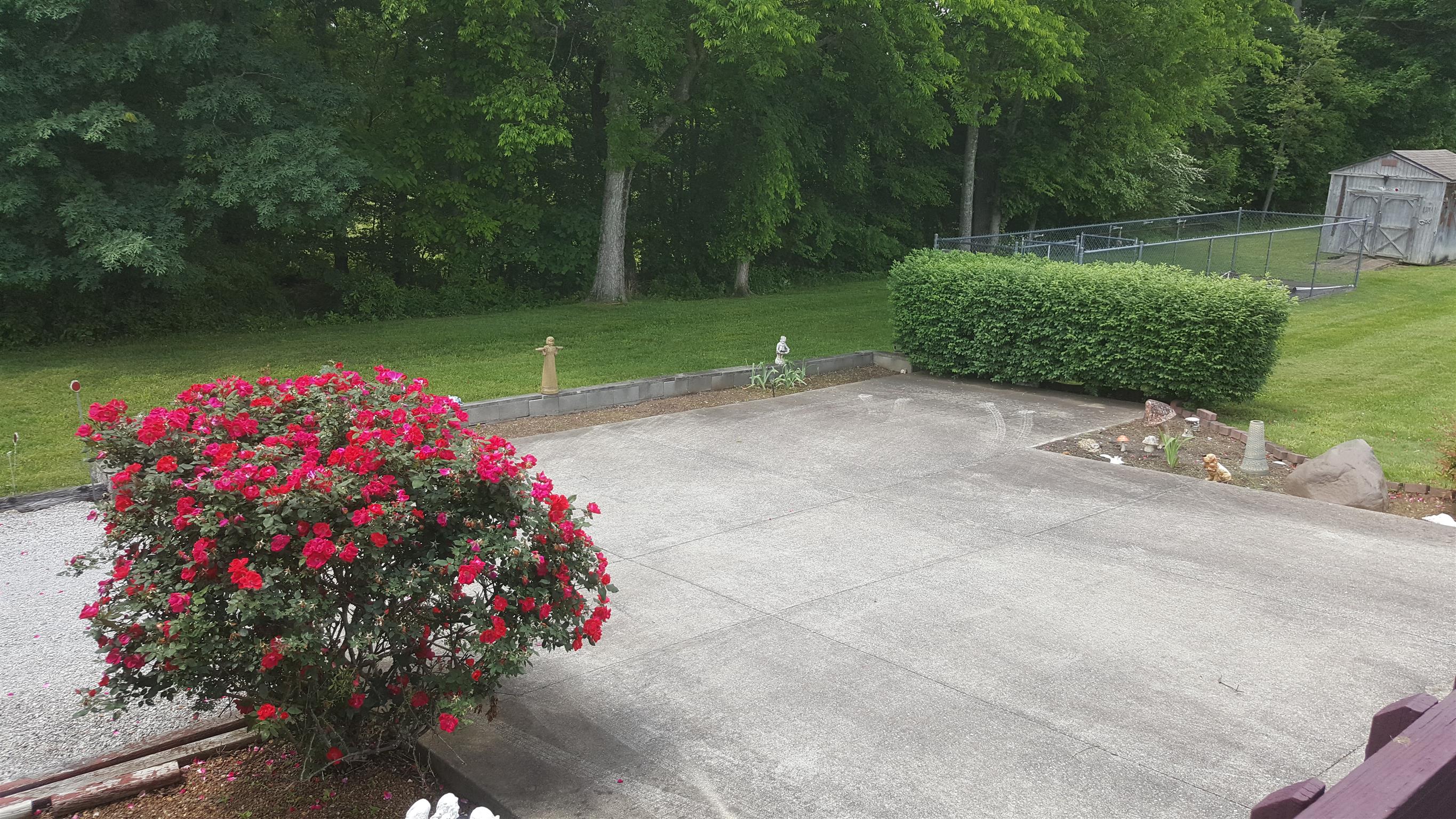 957 Hooper Road Charlotte, TN 37036 - Photo 6 of 25 Gallery Image 6