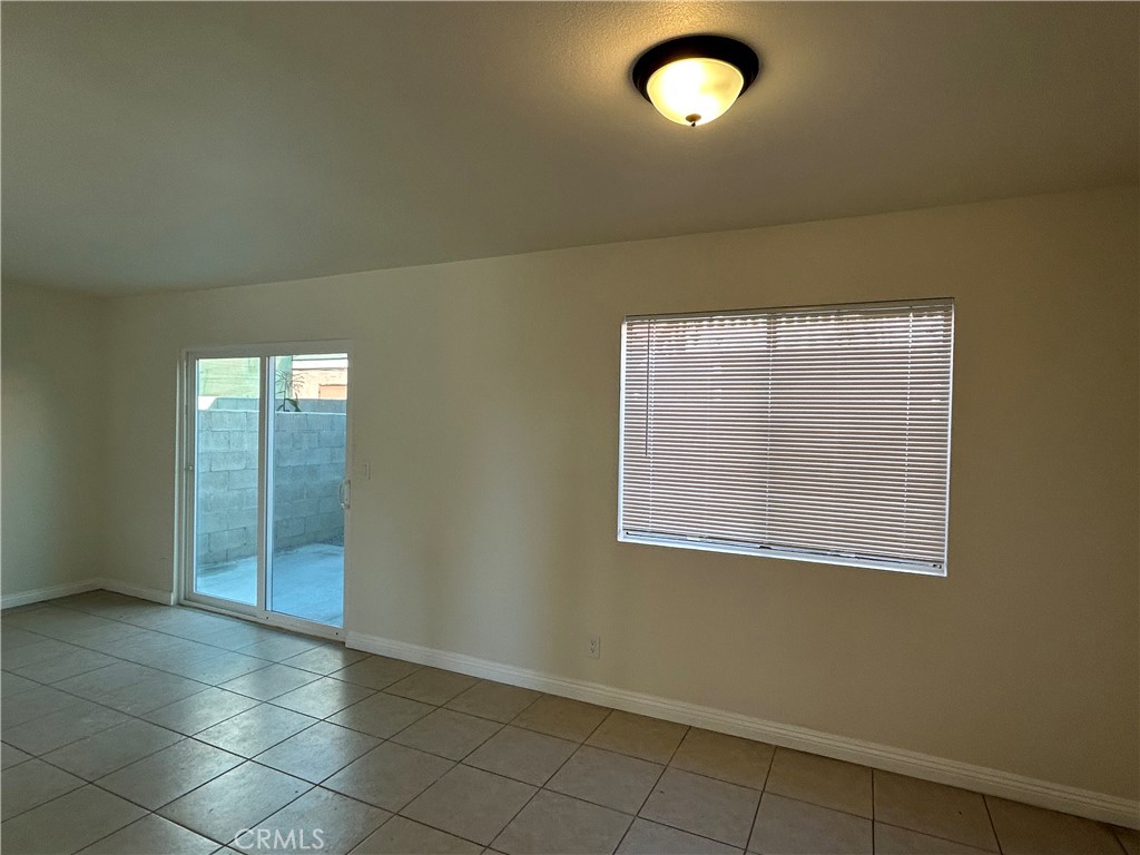 9079 Colony Place Riverside, CA 92503 - Photo 10 of 21 an empty room that has a window