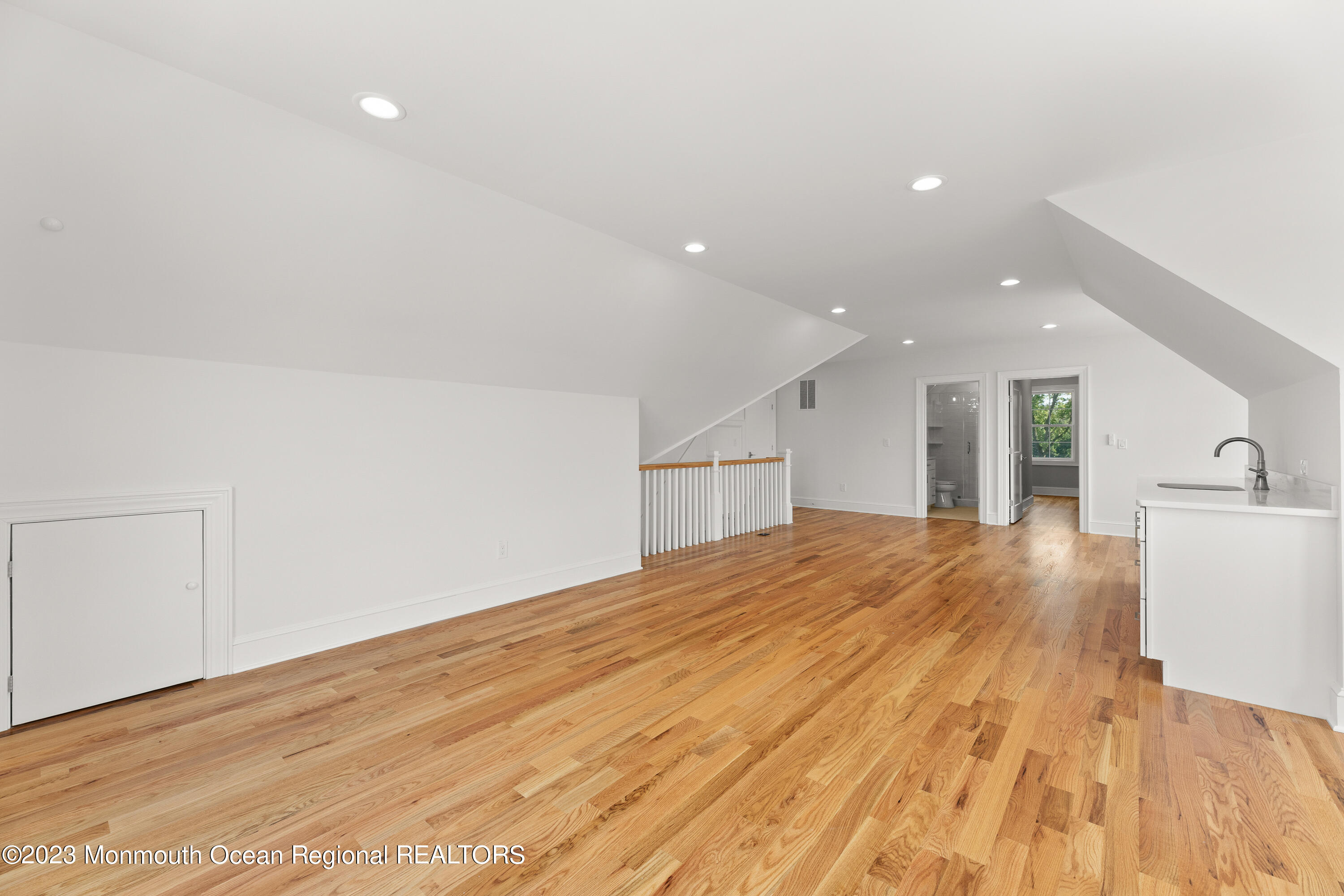2654 River Road Manasquan, NJ 08736 - Photo 35 of 41 Bonus Room