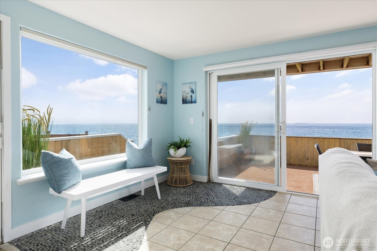 2507 West Beach Road Oak Harbor, WA 98277 - Photo 5 of 39