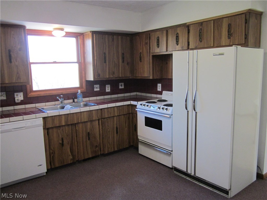 9224 Peck Road Mantua, OH 44255 - Photo 15 of 25 Gallery Image 15
