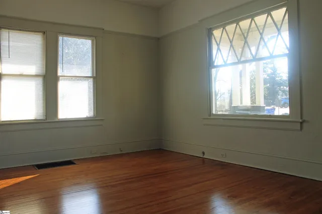 $250,000 | 14 Elrod Street, Greenville, SC 29609