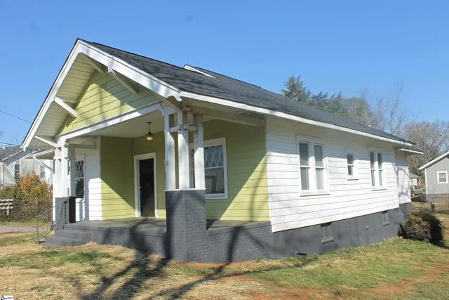 $250,000 | 14 Elrod Street, Greenville, SC 29609