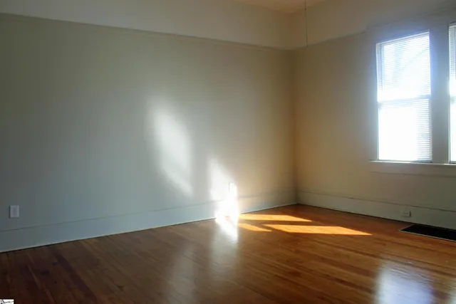 $250,000 | 14 Elrod Street, Greenville, SC 29609