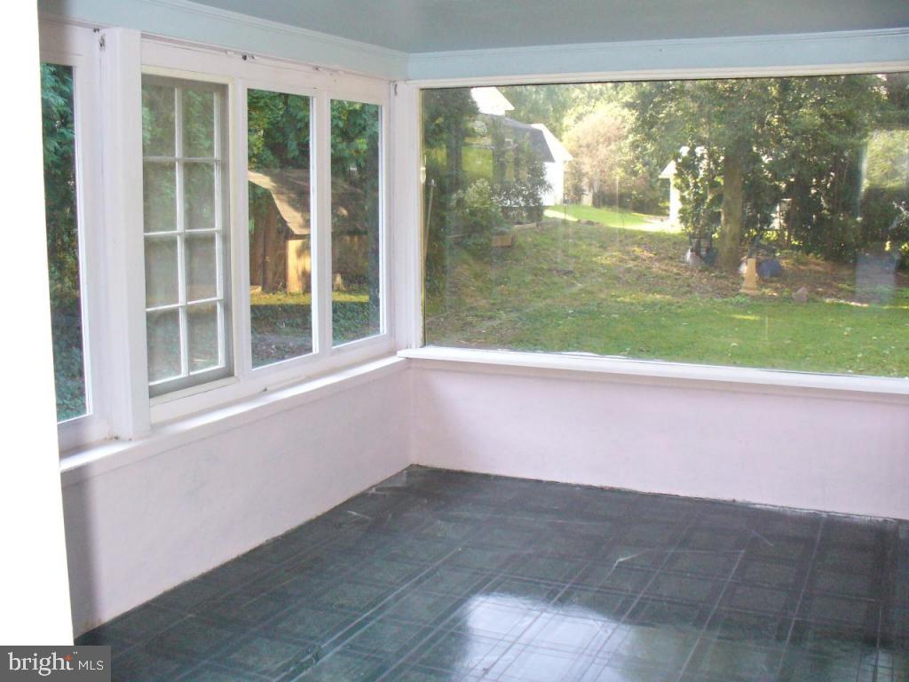 334 Abbeyville Road Lancaster, PA 17603 - Photo 2 of 5 Gallery Image 2