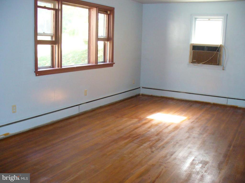 334 Abbeyville Road Lancaster, PA 17603 - Photo 4 of 5 Gallery Image 4