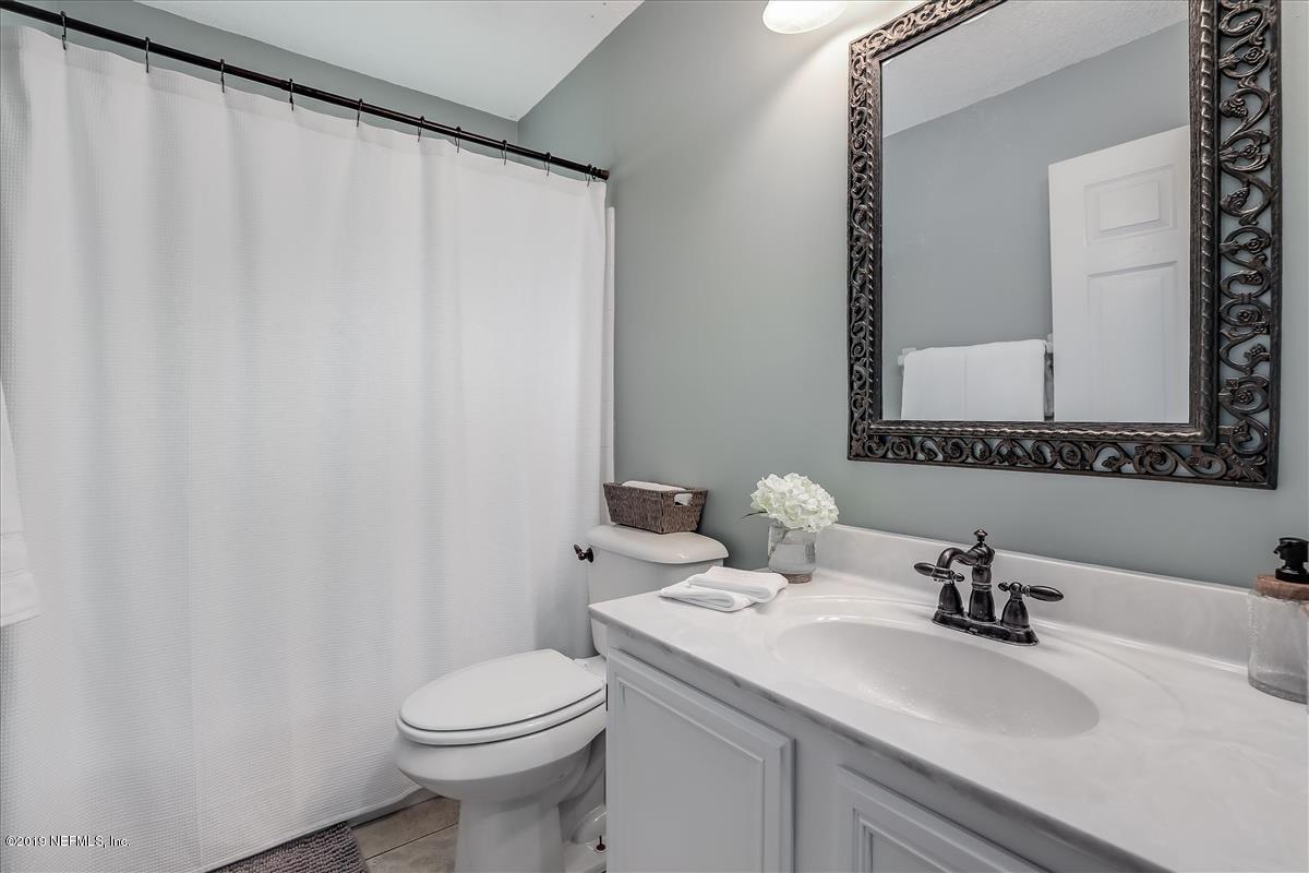 3862 Chapelgate Road Jacksonville, FL 32223 - Photo 12 of 16 2nd Full Bathroom