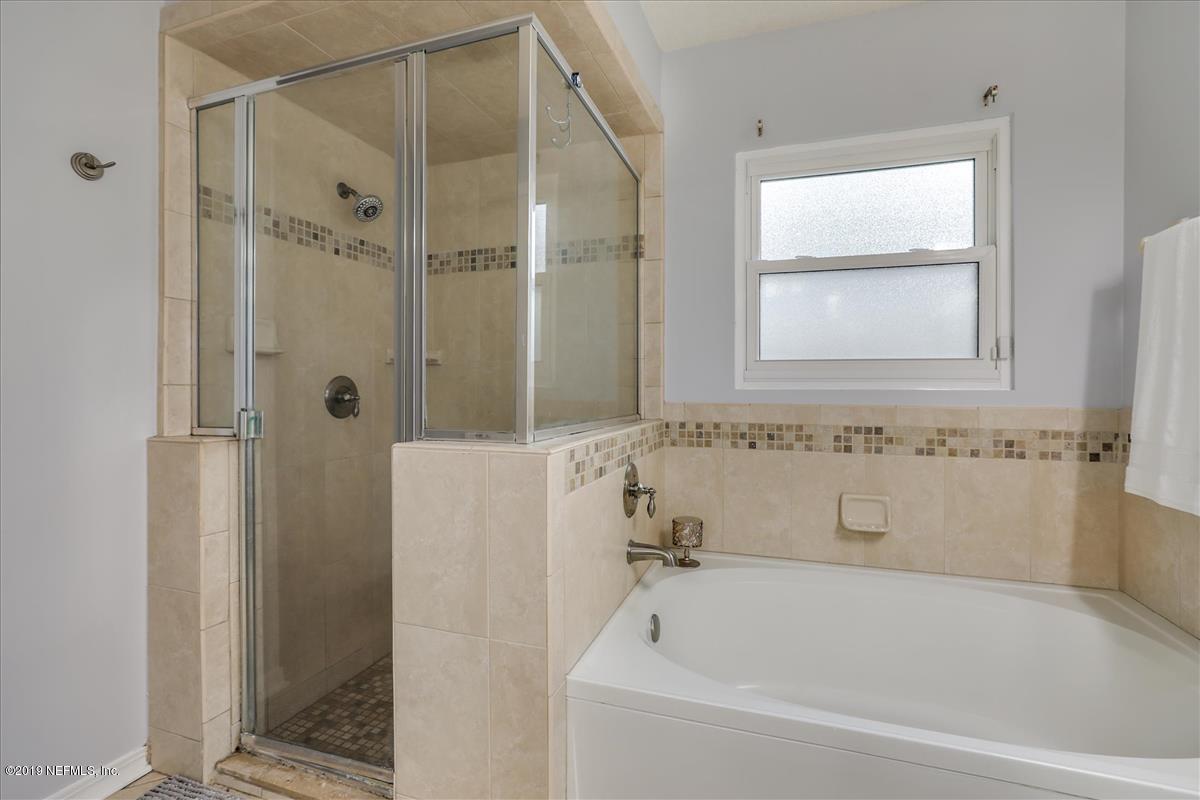 3862 Chapelgate Road Jacksonville, FL 32223 - Photo 10 of 16 Master Bathroom(1)