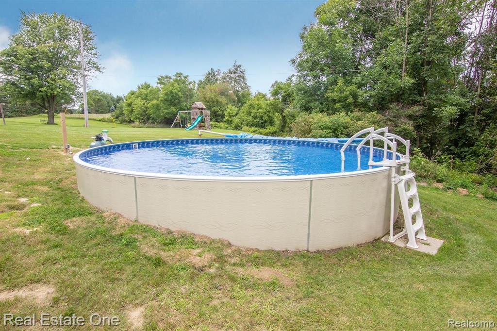 12101 Green Road Goodrich, MI 48438 - Photo 33 of 38