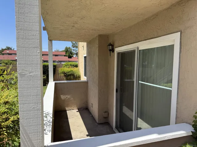 a view of an outdoor space