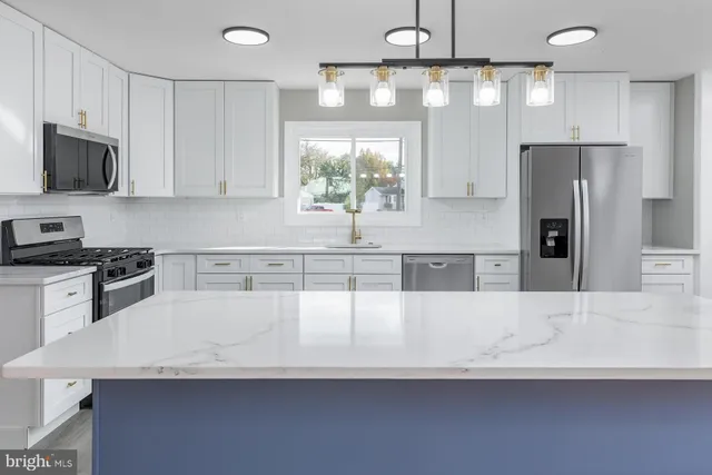 $435,000 | 745 Holly Lane, Westampton, NJ 08060