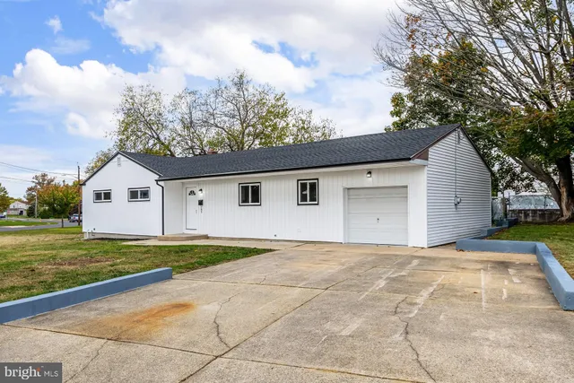 $435,000 | 745 Holly Lane, Westampton, NJ 08060