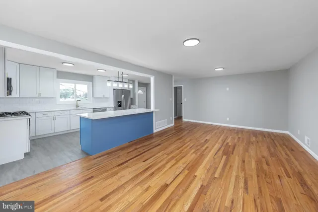 $435,000 | 745 Holly Lane, Westampton, NJ 08060