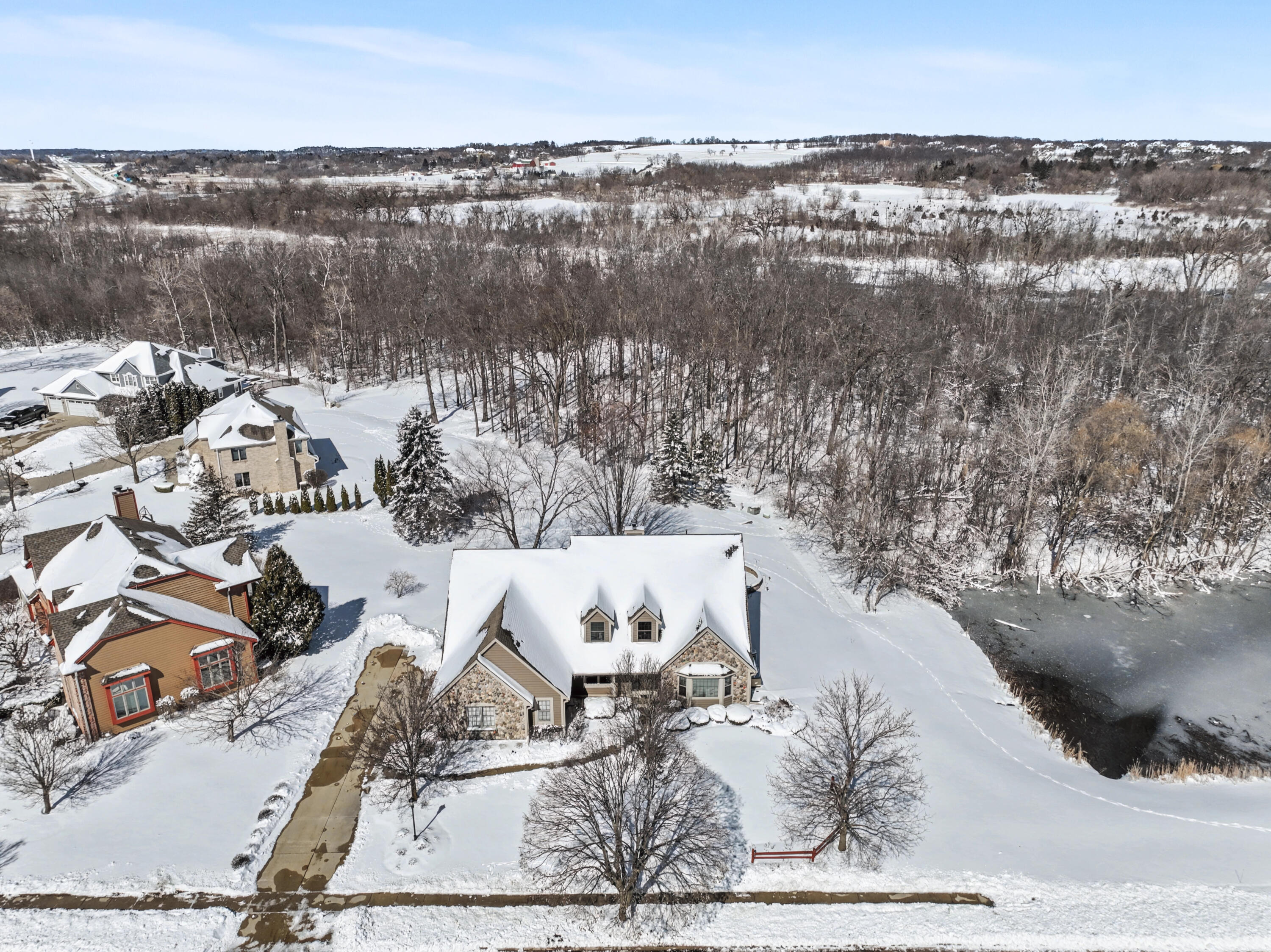 293 Westfield Way Pewaukee, WI 53072 - Photo 2 of 55 2_DJI_0126