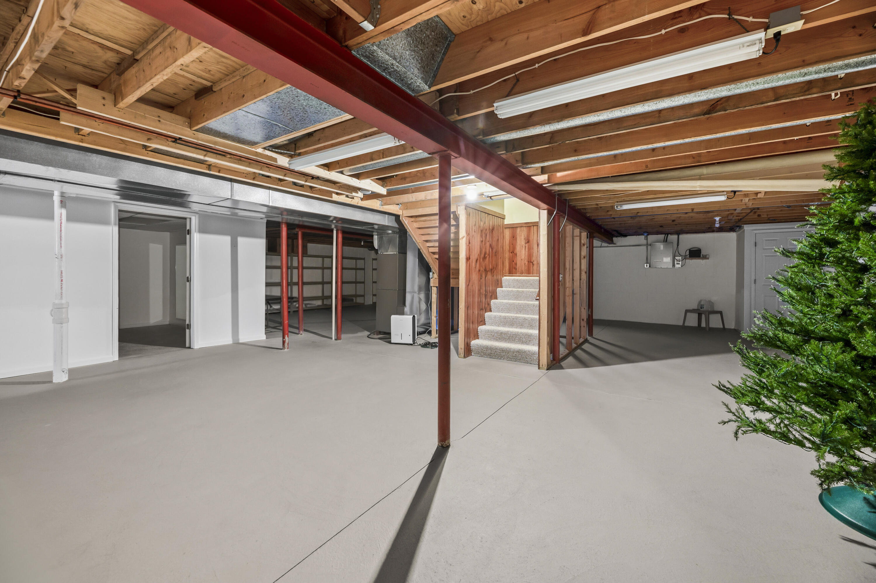 293 Westfield Way Pewaukee, WI 53072 - Photo 33 of 55 DSC_2156