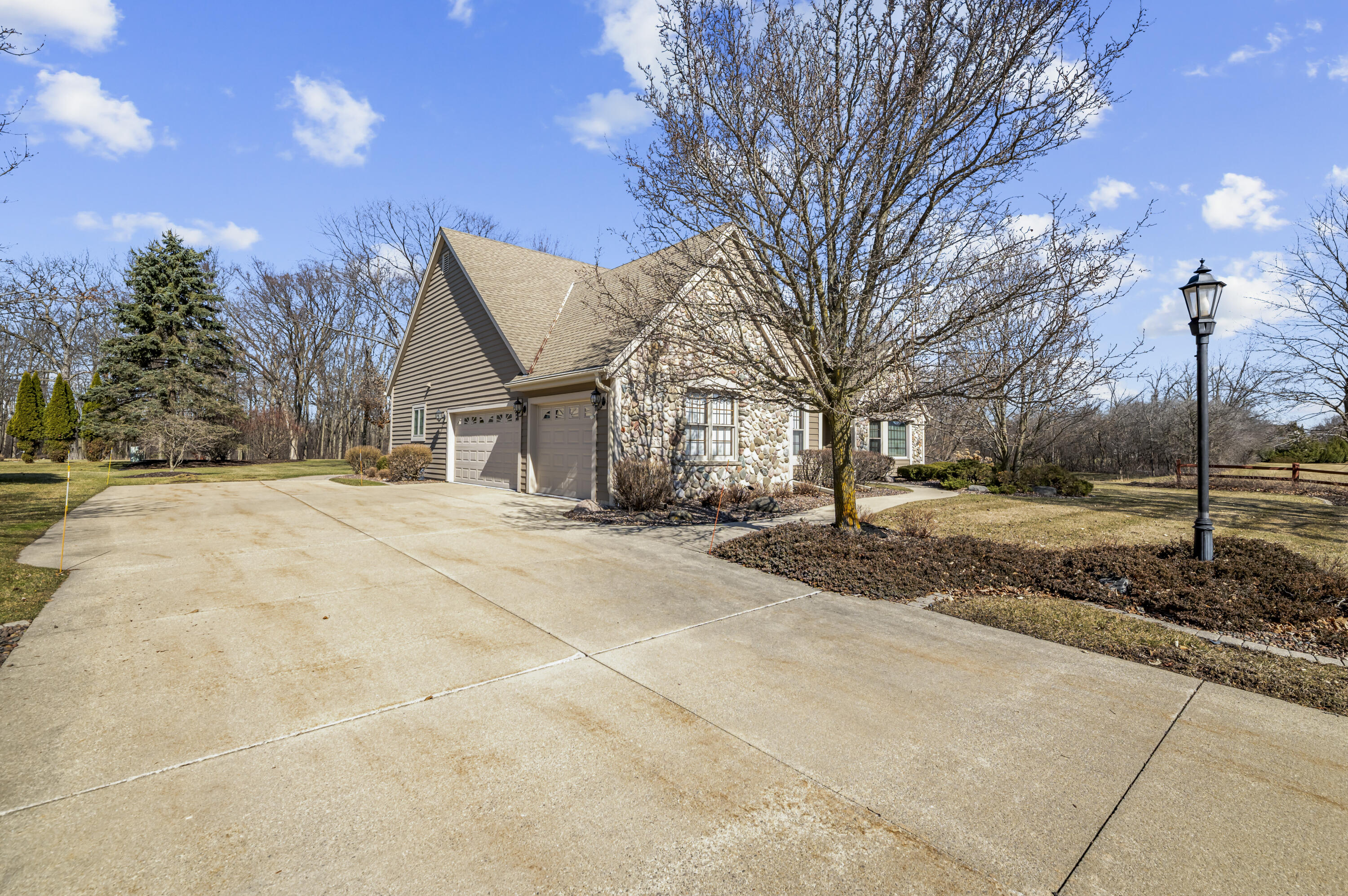 293 Westfield Way Pewaukee, WI 53072 - Photo 34 of 55 EXT-1